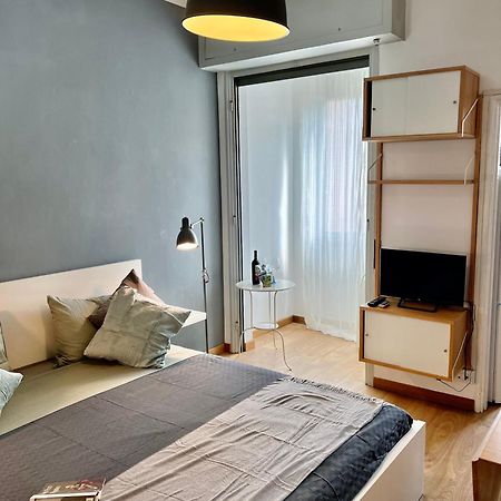 Cozy Apartment 3 Km Away From Duomo มิลาน ภายนอก รูปภาพ
